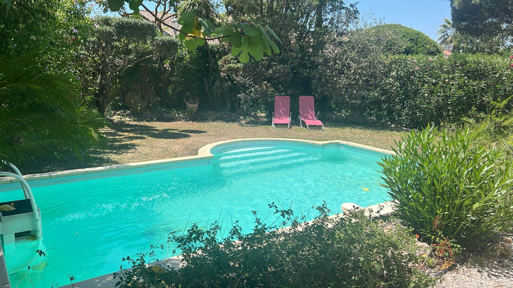 VILLA T6 AVEC PISCINE ET JARDIN