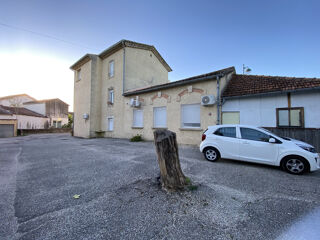  Immeuble � vendre 609 m�