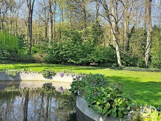  Maison � vendre 10 pi�ces 306 m�