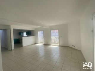  Immeuble � vendre 3 pi�ces 222 m�