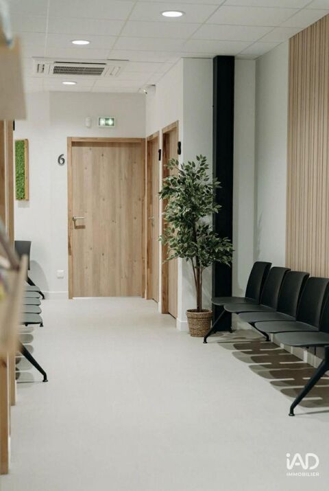 Location Local d'activit&eacute;s 10 m&sup2; 700 77170 Servon