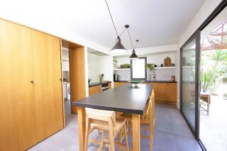  Maison  vendre 10 pices 300 m