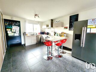  Maison  vendre 5 pices 99 m