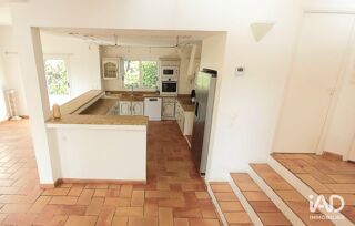  Maison � vendre 5 pi�ces 215 m�