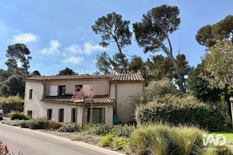 Vente Murs commerciaux 121 m&sup2; 590000 83110 Sanary-sur-mer