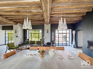  Maison � vendre 15 + pi�ces 1445 m�