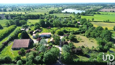 Vente Camping 30 000 m&sup2; 1350000 79200 Gourg�