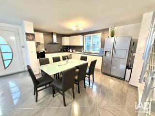  Maison � vendre 4 pi�ces 144 m�