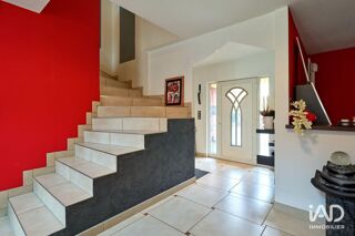  Maison � vendre 9 pi�ces 360 m�
