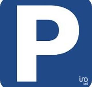  Parking / Garage  louer 18 m Paris