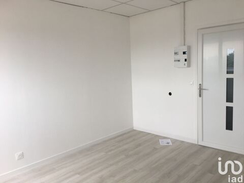 Location Bureaux 12 m&sup2; 320 77170 Brie-comte-robert