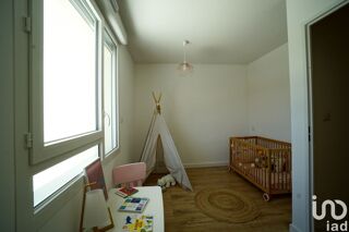 Appartement  vendre 4 pices 84 m