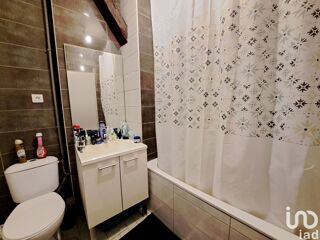  Immeuble  vendre 15 + pices 415 m