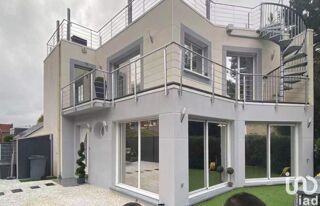  Maison  vendre 4 pices 144 m