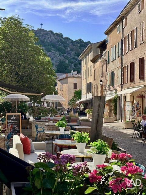 Vente Restaurant 160 m&sup2; 395000 83680 La garde-freinet