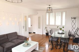  Maison  vendre 6 pices 180 m