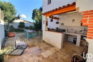  Maison  vendre 5 pices 275 m