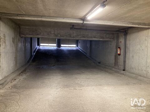  Parking / Garage � louer 12 m�