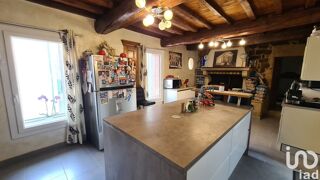  Maison  vendre 8 pices 225 m