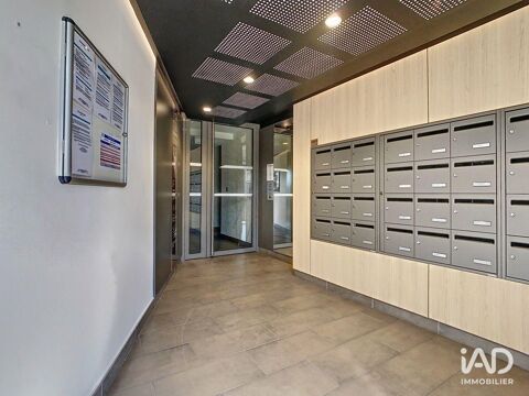  Appartement � louer 4 pi�ces 77 m�