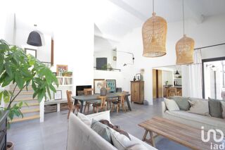  Maison  vendre 10 pices 300 m