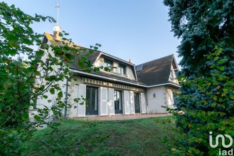   Vente Maison/villa 8 pices Maison - 8 pice(s) - 210 m