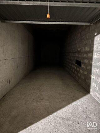  Parking / Garage � louer 25 m� Nemours