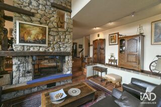  Maison � vendre 5 pi�ces 219 m�