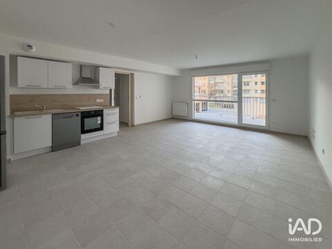  Appartement � louer 3 pi�ces 77 m�