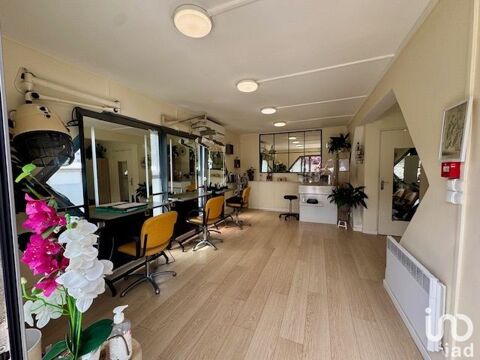 Vente Local d'activités 32 m&sup2; 39000 77350 Le me-sur-seine