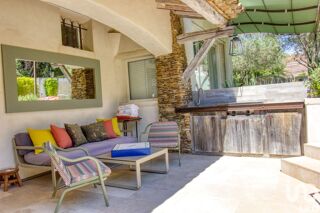  Maison � vendre 8 pi�ces 264 m�