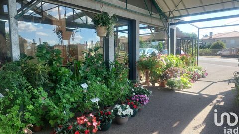 Vente Boutique/Local commercial 5 500 m&sup2; 229000 33350 Saint-magne-de-castillon