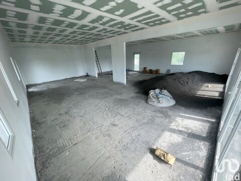 Location Boutique/Local commercial 132 m&sup2; 2904 97111 Morne-�-l'eau