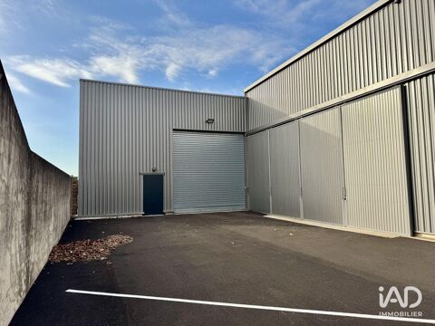 Location Hangar 260 m&sup2; 2950 84100 Orange