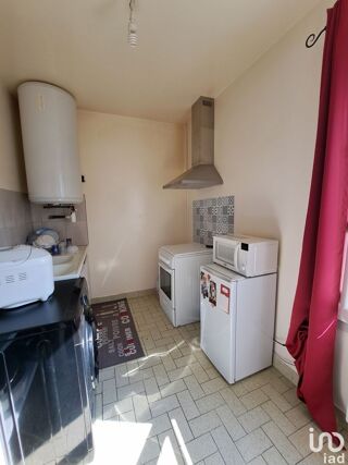  Immeuble  vendre 15 + pices 415 m