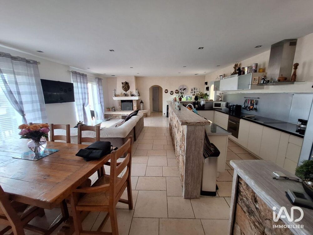 � vendre  Maison Le Cannet-des-Maures (83340)