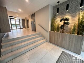  Appartement  vendre 2 pices 54 m