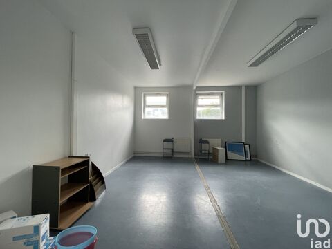 Location Bureaux 30 m&sup2; 670 35136 Saint-jacques-de-la-lande