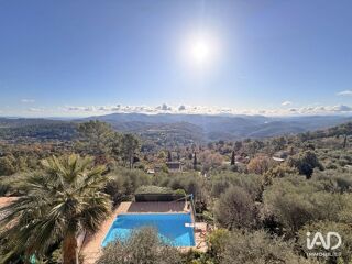  Maison � vendre 6 pi�ces 216 m�