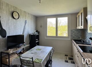  Appartement � vendre 3 pi�ces 81 m�