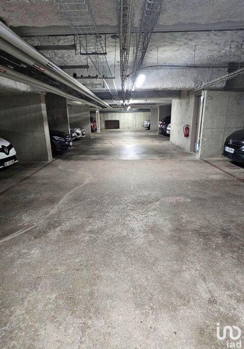  Parking / Garage  louer 12 m