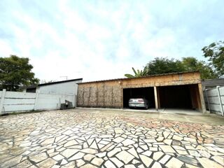  Maison  vendre 7 pices 233 m