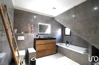  Maison  vendre 4 pices 195 m