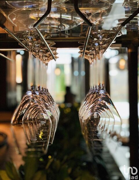 Vente Restaurant 181 m&sup2; 249000 92150 Suresnes