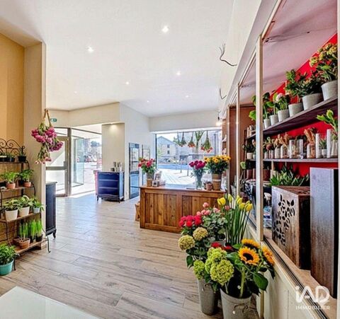 Vente Murs commerciaux 130 m&sup2; 97000 79100 Thouars