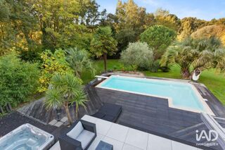  Maison � vendre 8 pi�ces 283 m�