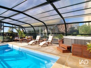  Maison � vendre 8 pi�ces 235 m�