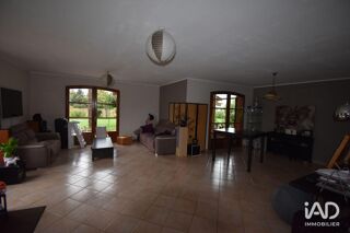  Maison � vendre 4 pi�ces 194 m�