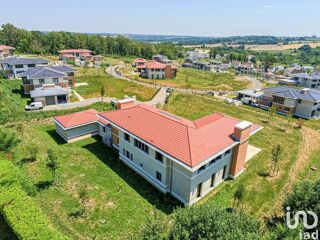  Maison � vendre 9 pi�ces 355 m�