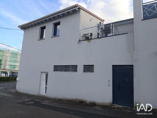  Parking / Garage � louer 37 m� Saint-jean-bonnefonds